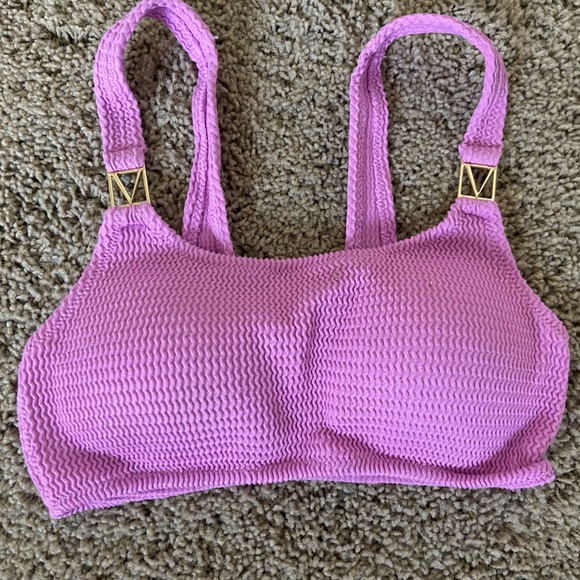 Victoria secret bikini - Picture 3 of 3